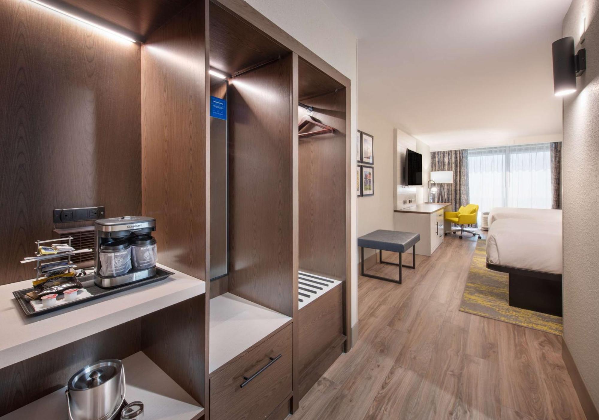 Doubletree By Hilton Monroe Township Cranbury Hotell Rossmoor Exteriör bild