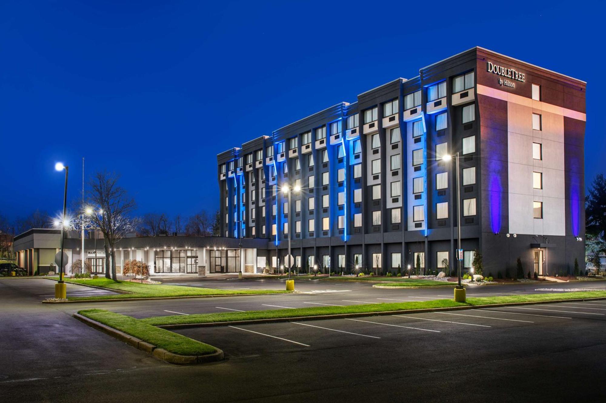 Doubletree By Hilton Monroe Township Cranbury Hotell Rossmoor Exteriör bild